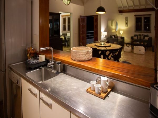 St. Barts Home 964407