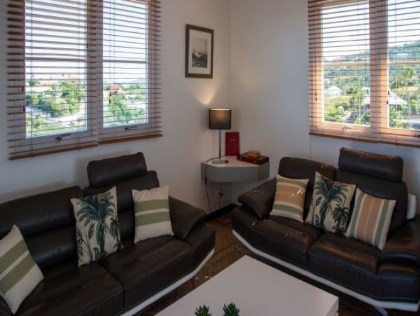 St. Barts Home 964407