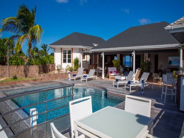 St. Barts Home 964407