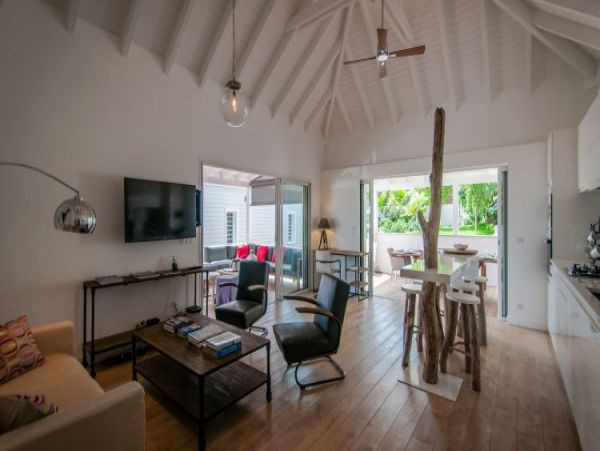 St. Barts Home 964408