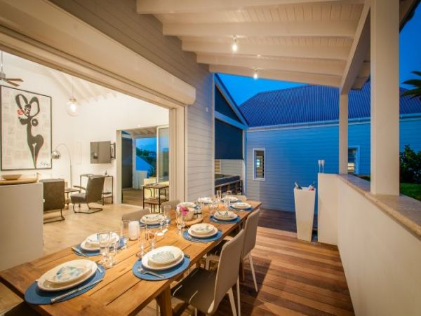 St. Barts Home 964408