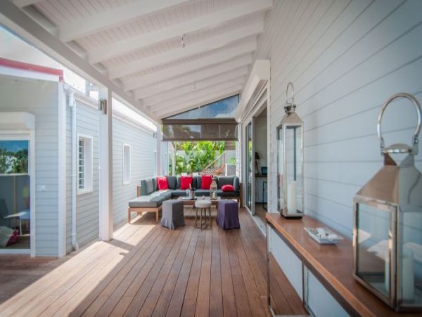 St. Barts Home 964408