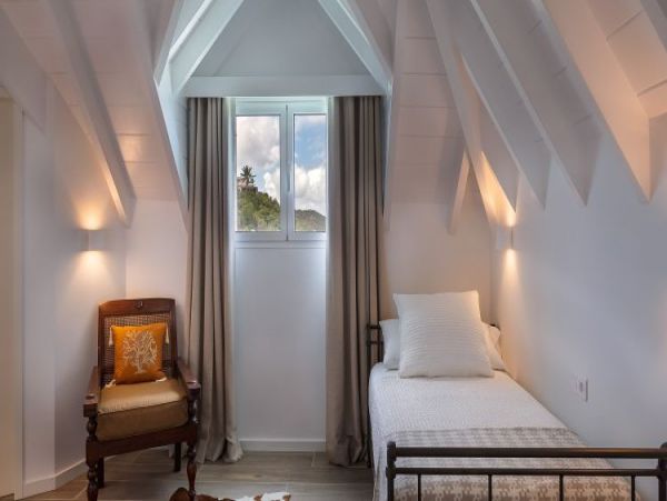 St. Barts Home 964409