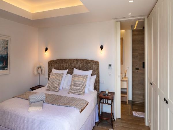 St. Barts Home 964409
