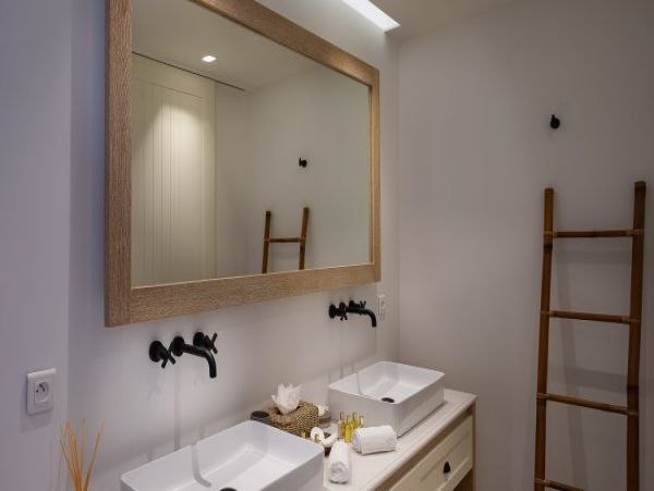 St. Barts Home 964409
