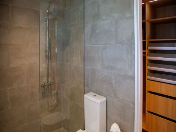 St. Barts Home 964410