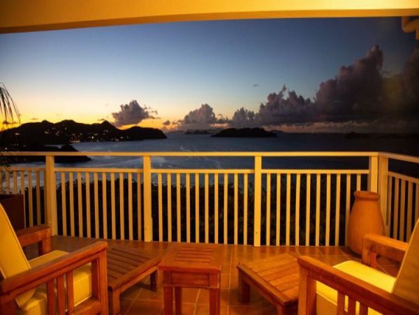 St. Barts Home 964410