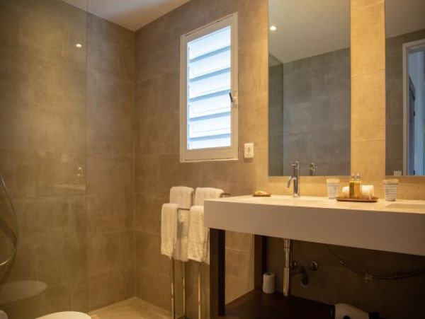 St. Barts Home 964410