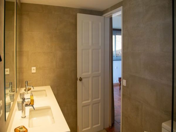St. Barts Home 964410