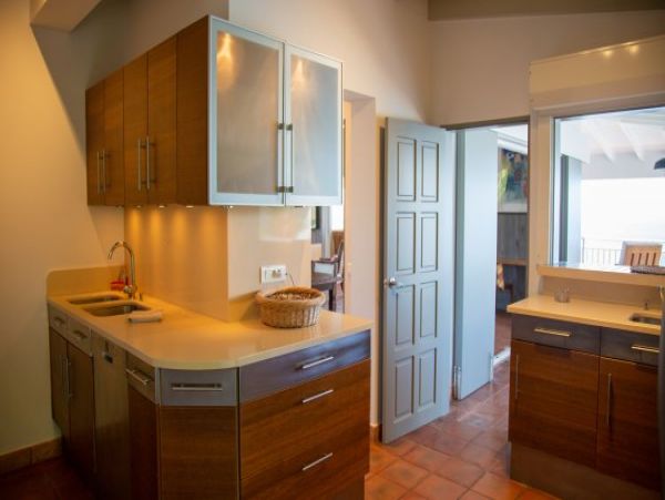 St. Barts Home 964410