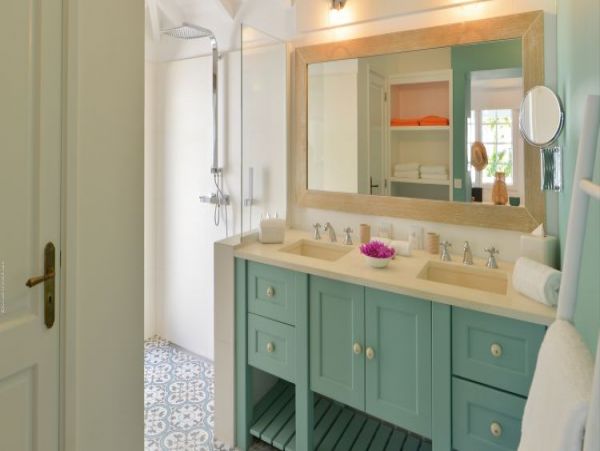 St. Barts Home 964411