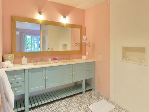 St. Barts Home 964411