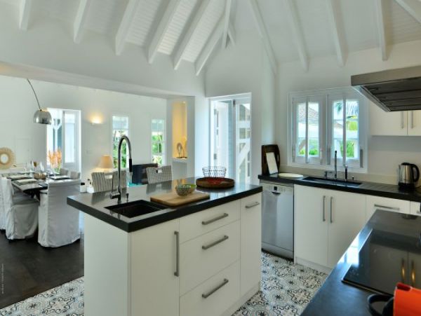 St. Barts Home 964411