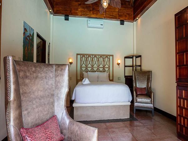 Gorgeous Puntarenas Vacation Villa with Private Pool