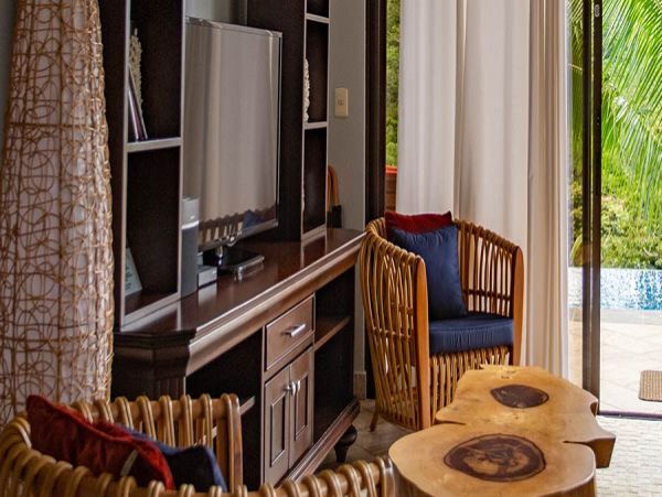 Luxury Three Bedroom Villa with Private Pool in Manuel Antonio