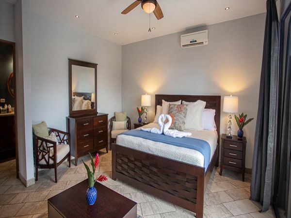 Luxury Three Bedroom Villa with Private Pool in Manuel Antonio