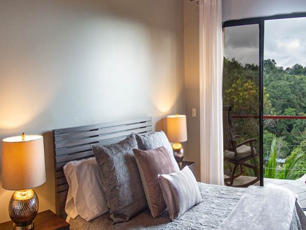 Luxury Three Bedroom Villa with Private Pool in Manuel Antonio