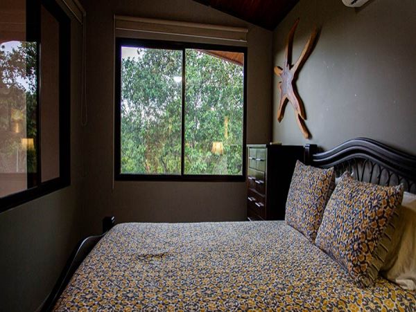 Luxury Three Bedroom Villa with Private Pool in Manuel Antonio
