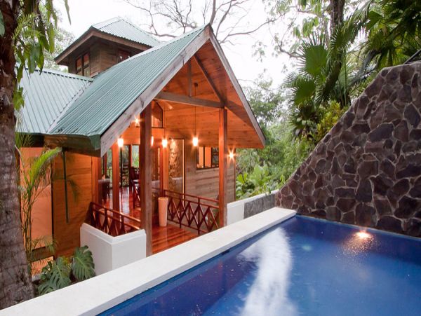 Luxury Jaco Vacation Home Three Bedroom
