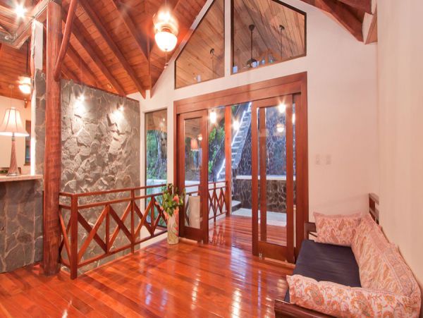 Luxury Jaco Vacation Home Three Bedroom