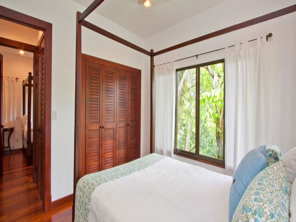 Luxury Jaco Vacation Home Three Bedroom