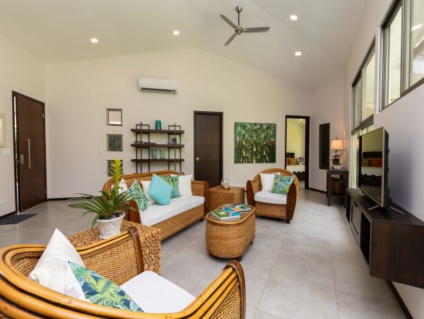 Manuel Antonio Quepos Home 964440