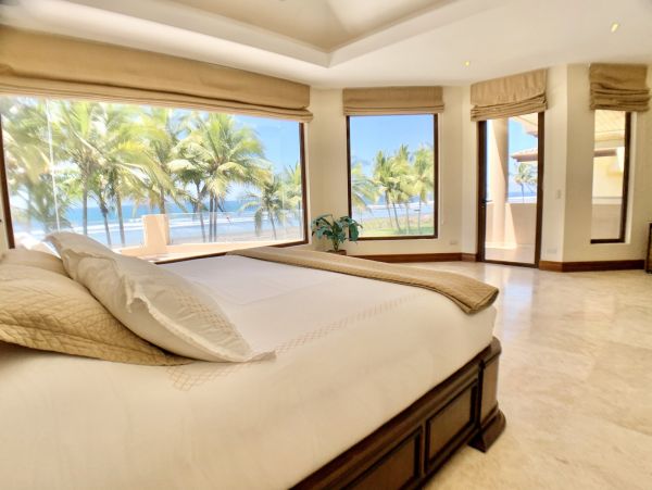 Jaco Costa Rica Luxury Beachfront Villa with Private Pool