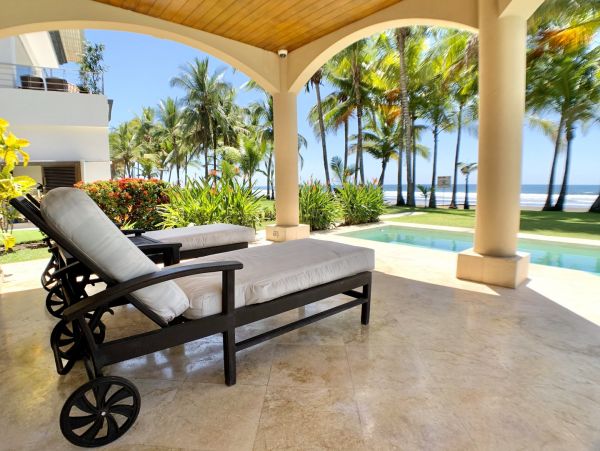 Jaco Costa Rica Luxury Beachfront Villa with Private Pool