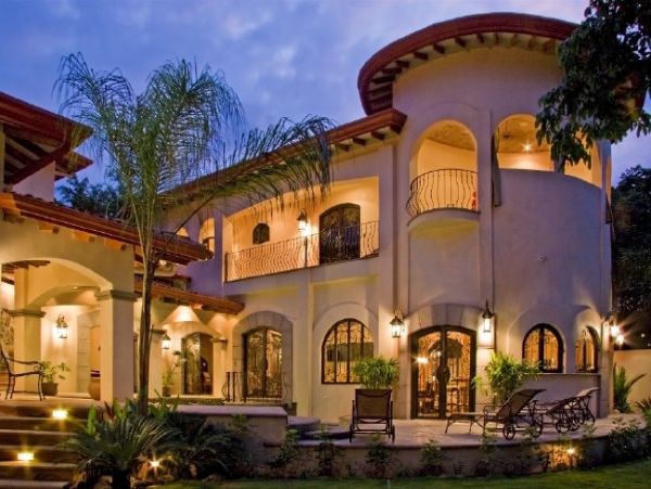 Gorgeous 5 Bedroom Villa in Jaco Beach