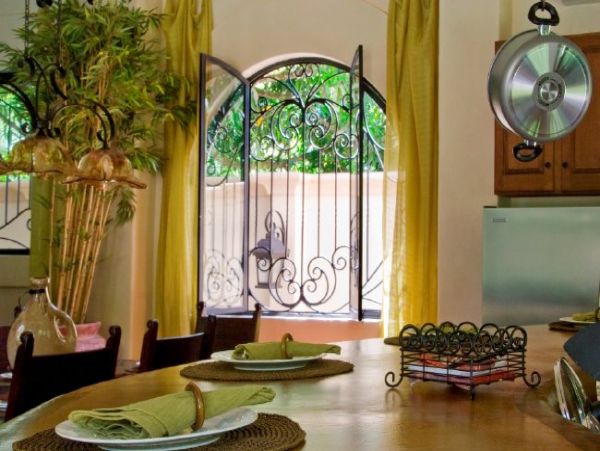 Gorgeous 5 Bedroom Villa in Jaco Beach
