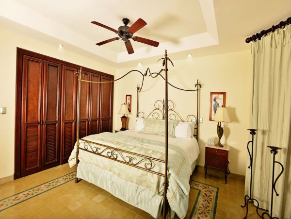5 Bedrooms Luxury Vacation Home in Jaco with Amazing Views