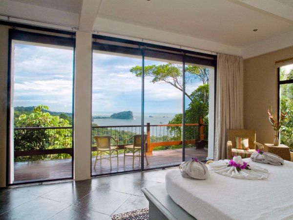 The Ultimate Five Bedroom Residence in Costa Rica Sleeps 14