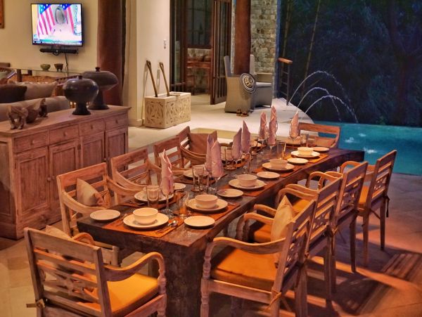 Ocean View Six Bedrooms Vacation Home in Manuel Antonio