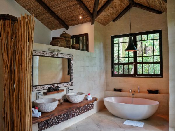 Ocean View Six Bedrooms Vacation Home in Manuel Antonio
