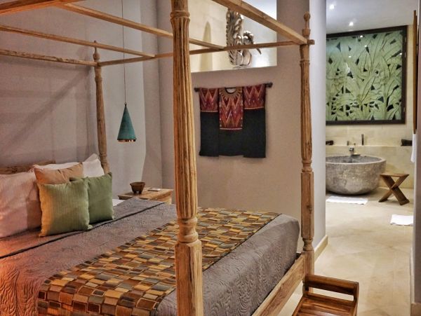 Ocean View Six Bedrooms Vacation Home in Manuel Antonio