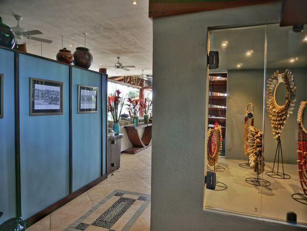 Ocean View Six Bedrooms Vacation Home in Manuel Antonio