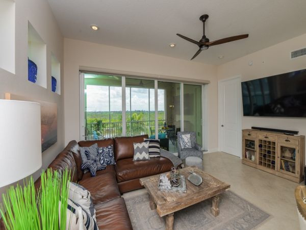 Charming 3 Bedroom Condo on Bradenton Sleeps 6 Guests