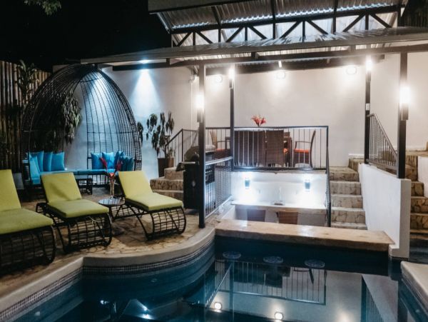 Manuel Antonio Six Bedroom Home with Private Pool