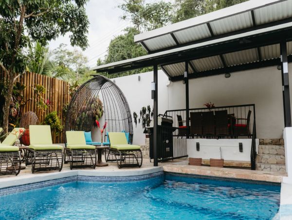 Manuel Antonio Six Bedroom Home with Private Pool