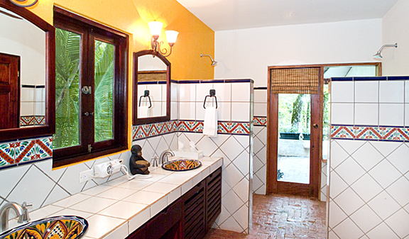 Costa Rica Luxury Vacation Villa with Pool
