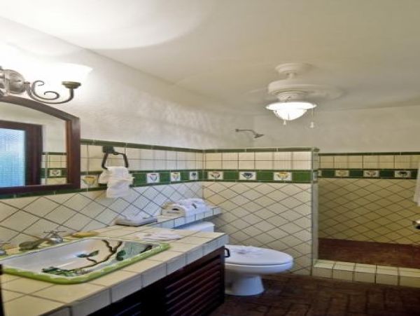 Costa Rica Luxury Vacation Villa with Pool