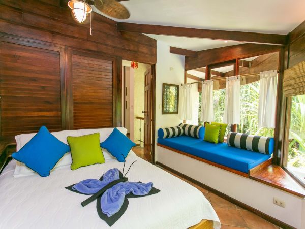 Costa Rica Luxury Vacation Villa with Pool