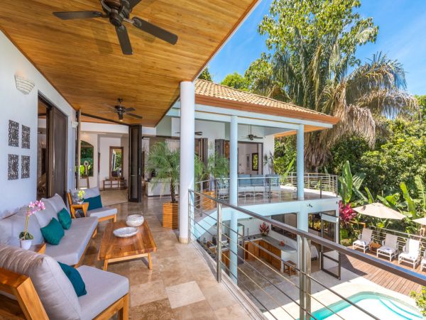 Luxury 7 Bedroom Villa Sleeps 14