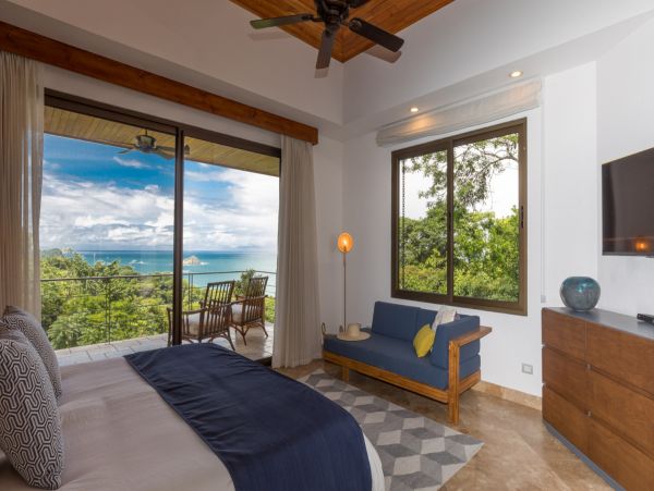 Luxury 7 Bedroom Villa Sleeps 14