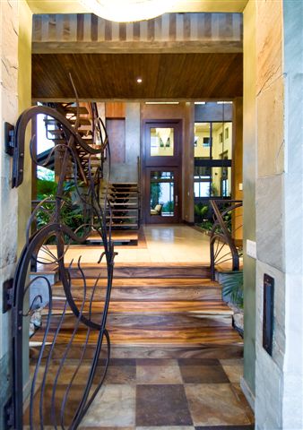 Nothing Short of Luxurious Magnificent Jaco Villa Costa Rica