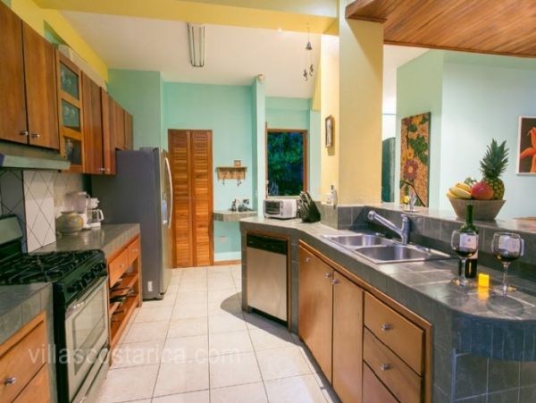 Manuel Antonio Vacation Pool Home Five Bedroom