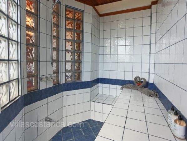 Manuel Antonio Vacation Pool Home Five Bedroom
