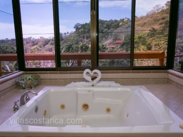 Manuel Antonio Vacation Pool Home Five Bedroom