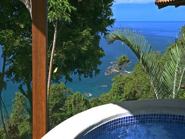 This luxury Vacation Villa Comes fully Staffed