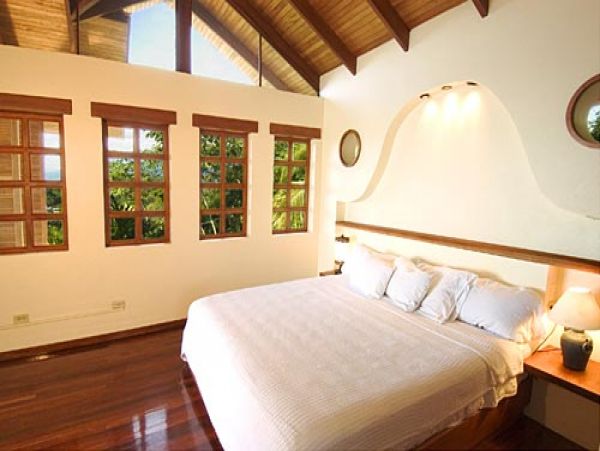 This luxury Vacation Villa Comes fully Staffed